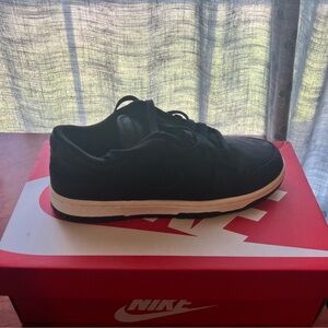 Nike Black Low-Top Sneakers with White Accents